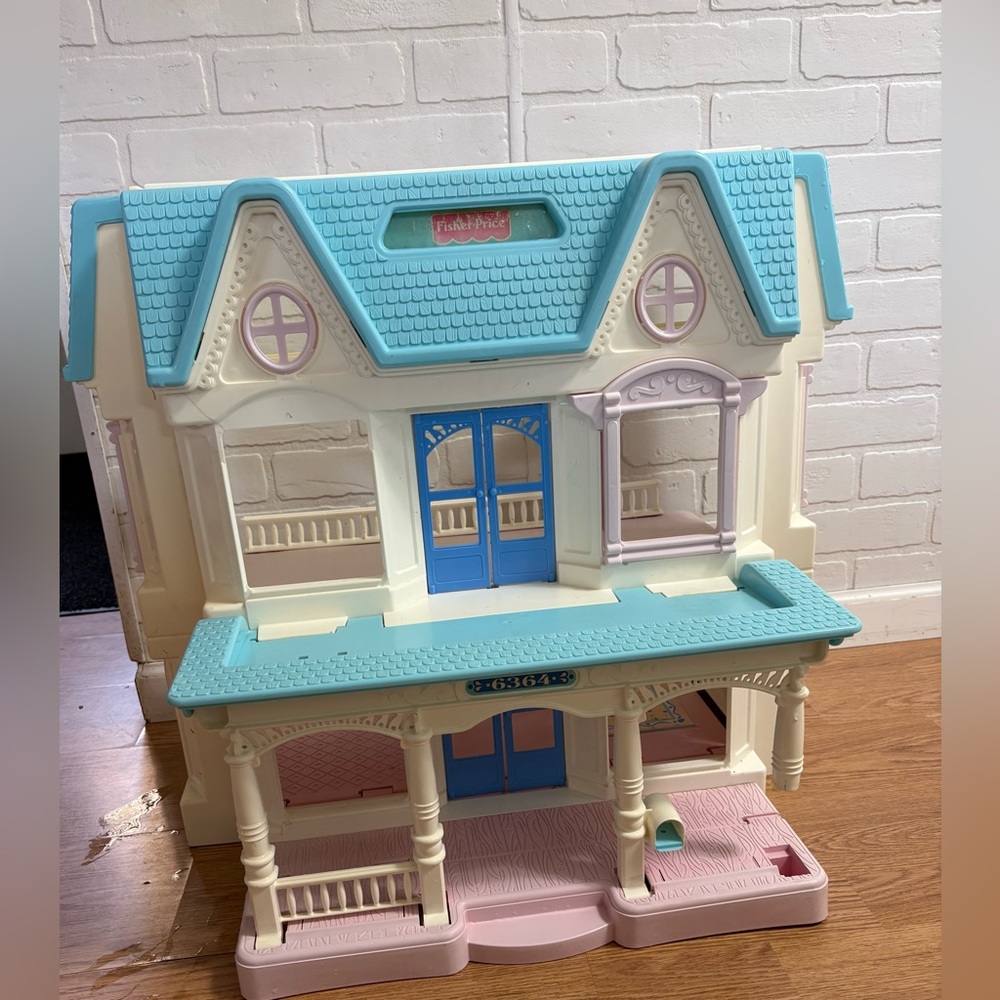 Fisher Price Loving Family Dream Doll House #6364 Vintage 1993  Pre Owned